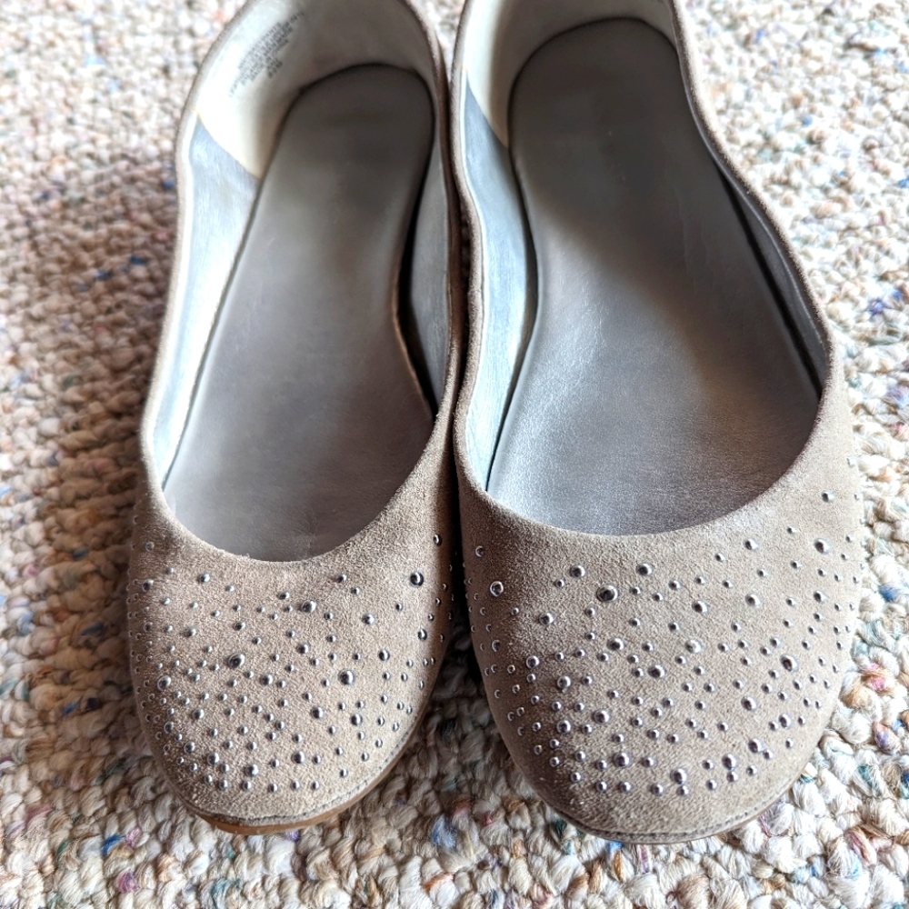 Nine West taupe studded suede flats